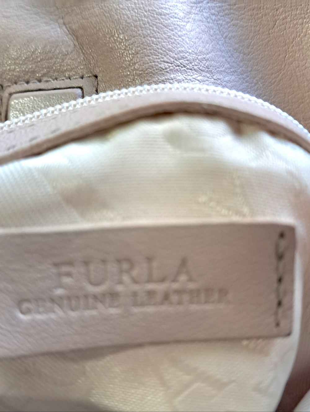 Furla Buttery Leather Shoulder Bag Ruched Opening Gunmetal Rings Bone NWOT - Picture 9 of 9